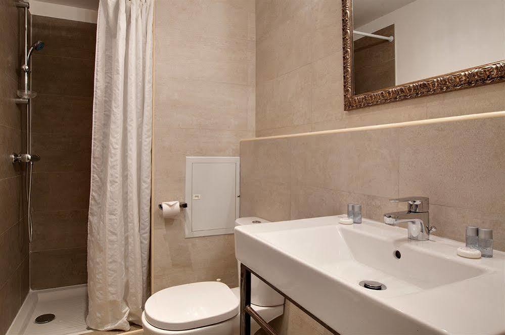 أفينيون La Maison Des Augustins 4 Stars Spa Et Fitness المظهر الخارجي الصورة